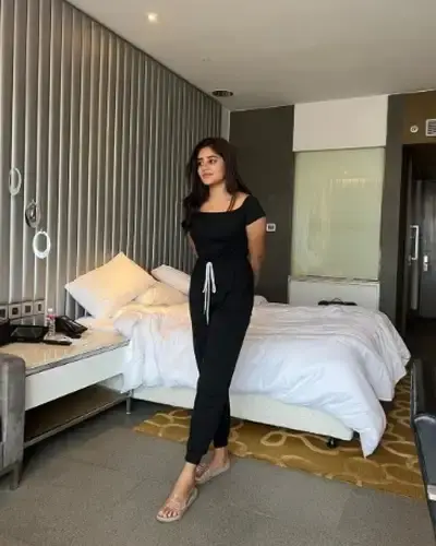 Call Girls Wakad Cash On Delivery